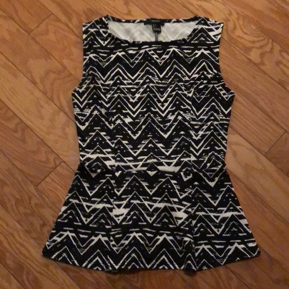 Forever 21 Sleeveless Peplum Top Size Small